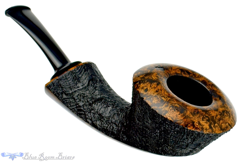 Blue Room Briars is proud to present this David Huber Pipe Partial Sandblast Rhodesian