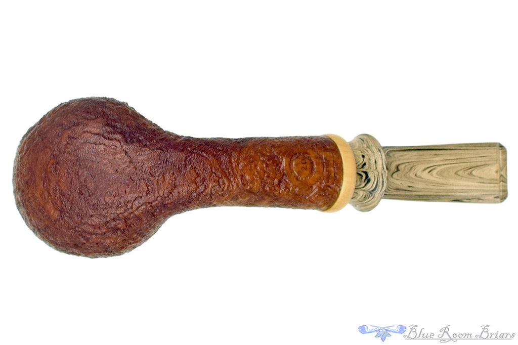 Blue Room Briars is proud to present this Bill Walther Pipe Tan Blast Bent Egg Sitter with Boxwood and Sand Brindle