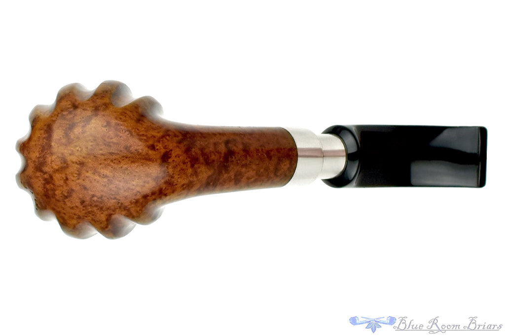 Blue Room Briars is proud to present this Design Berlin Premier 458 1/2 Bent Fluted Egg with Silver Spigot Estate Pipe