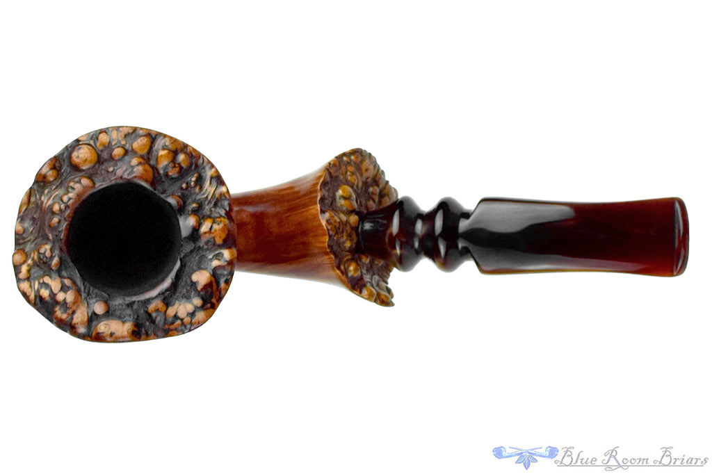 Blue Room Briars is proud to present this American Bent Freehand Sitter with Plateaux Estate Pipe