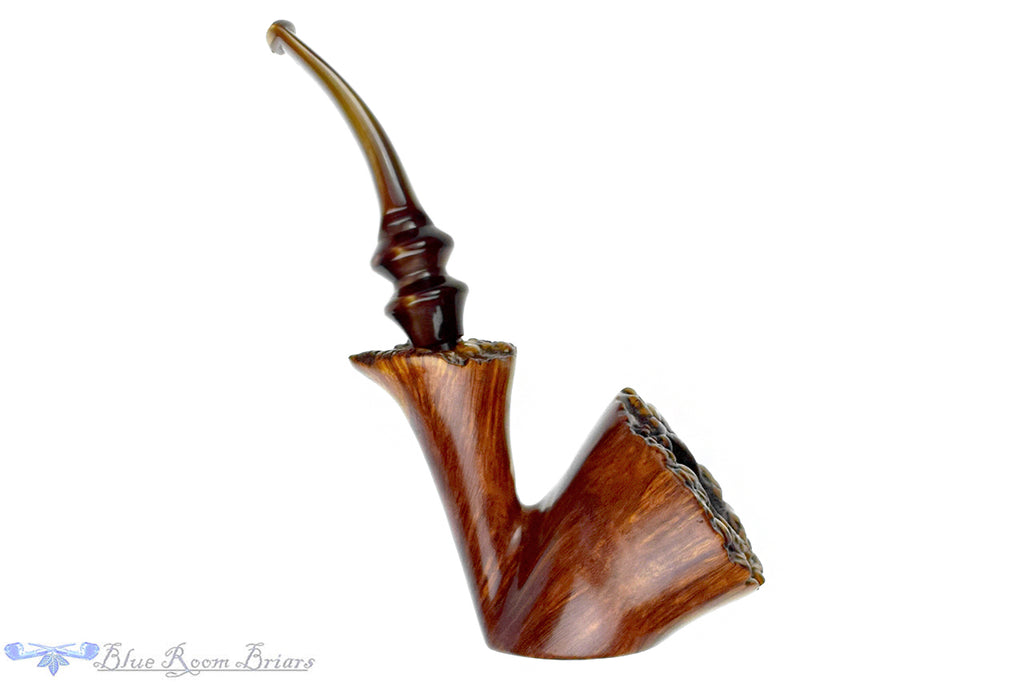 Blue Room Briars is proud to present this American Bent Freehand Sitter with Plateaux Estate Pipe