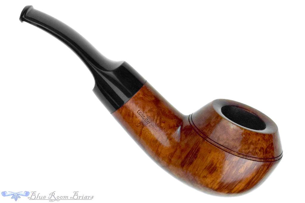 Blue Room Briars is proud to present this GBD New Standard 9438 (Pre Cadogan) Bent Bullmoose Estate Pipe with Replacement Stem