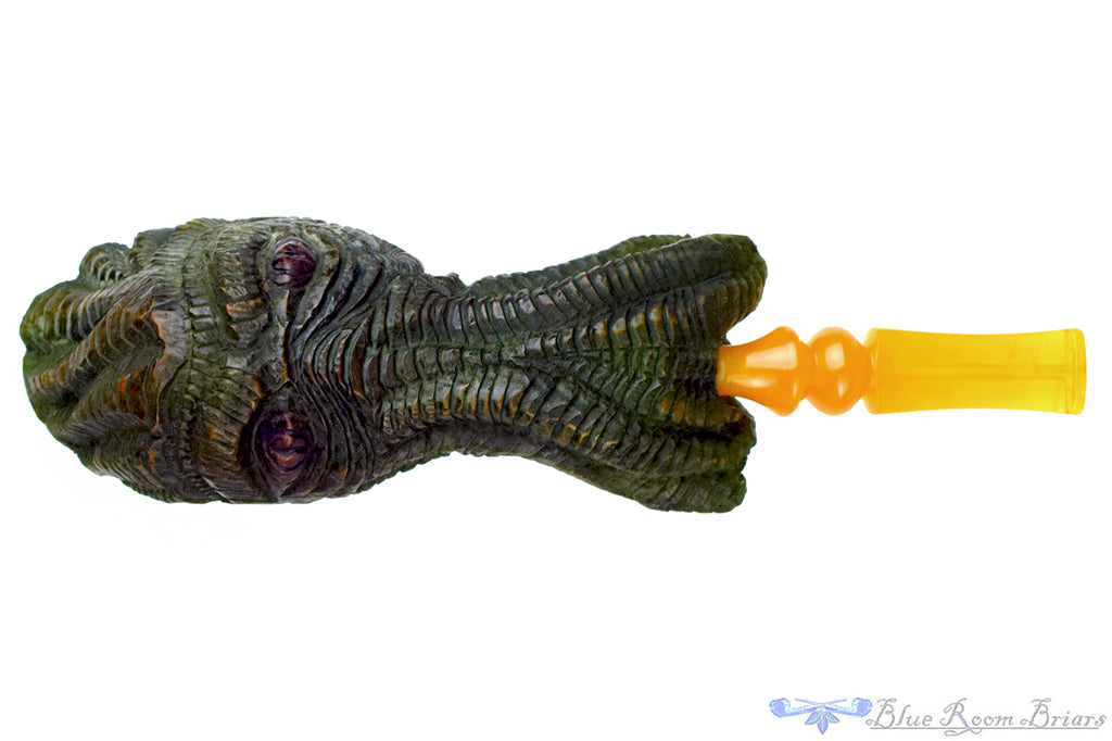 Blue Room Briars is proud to present this Justin Parker H.P. Lovecraft Themed Handmade Sculpted Cthulhu Estate Pipe