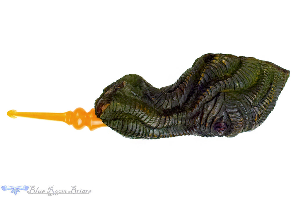 Blue Room Briars is proud to present this Justin Parker H.P. Lovecraft Themed Handmade Sculpted Cthulhu Estate Pipe