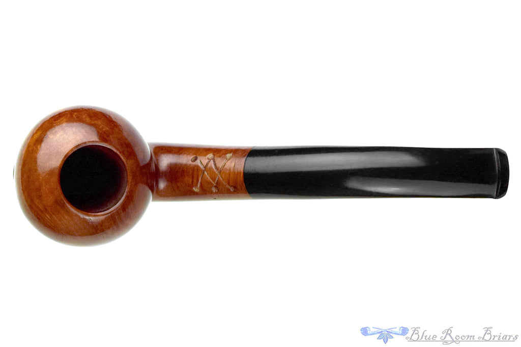 Blue Room Briars is proud to present this Wally Frank Bent Carved Boot Figural Sitter UNSMOKED Estate Pipe