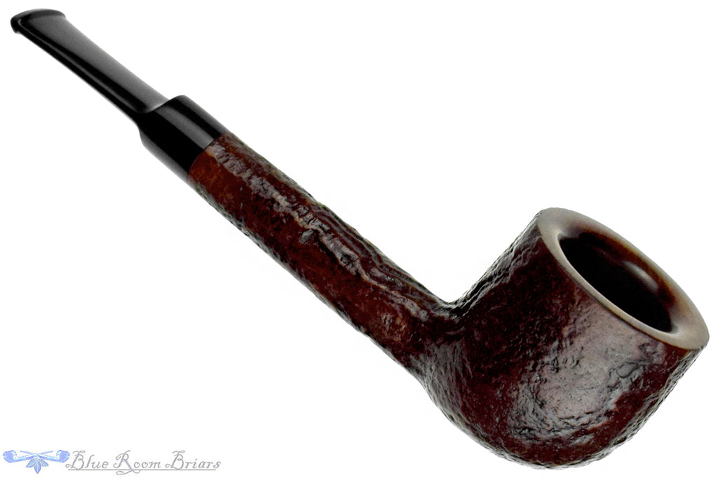 Blue Room Briar is proud to present this GBD Prehistoric 9493 (Late 1960s-70s Make) Sandblast Pot Lovat Sitter Estate Pipe