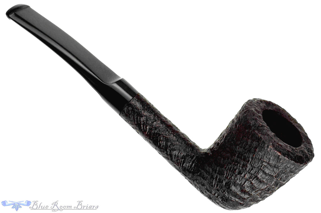 Blue Room Briars is proud to present this B. Barling & Sons 4729 Sandblast Dublin Estate Pipe