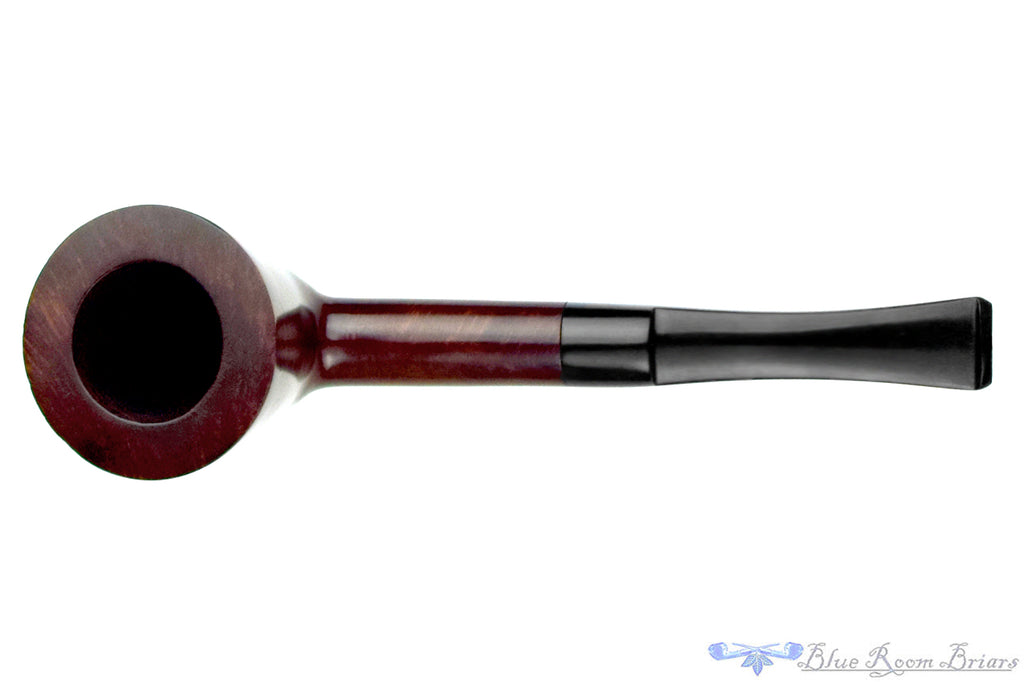 Blue Room Briars is proud to present this Charatan Special 33 Dublin Estate Pipe