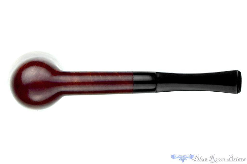 Blue Room Briars is proud to present this Charatan Special 33 Dublin Estate Pipe
