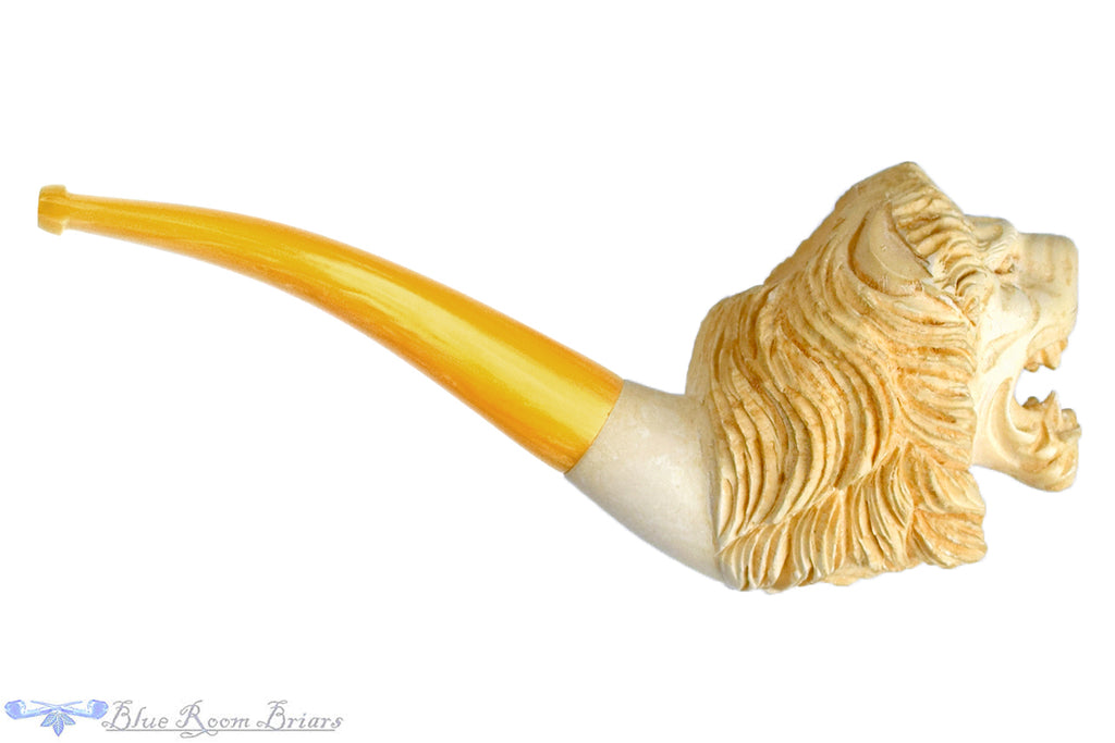Blue Room Briars is proud to present this Meerschaum Bent Lion Figural UNSMOKED Estate Pipe