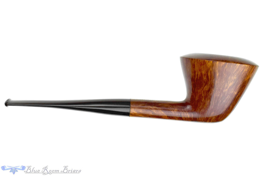 Blue Room Briars is proud to present this Kriswill Bernadotte 60 Wide Dublin with Oval Shank Estate Pipe