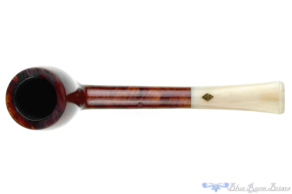 Blue Room Briars is proud to present this BBB Christmas (1972 Make) Special Make Billiard Estate Pipe