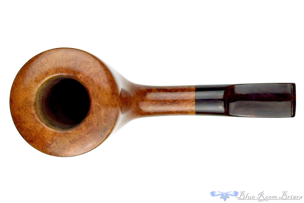 Blue Room Briars is proud to present this RC Sands Pipe Bent Dublin