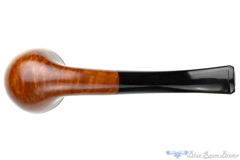 Blue Room Briars is proud to present this Kaywoodie Majestic Bent Rhodesian UNSMOKED Estate Pipe