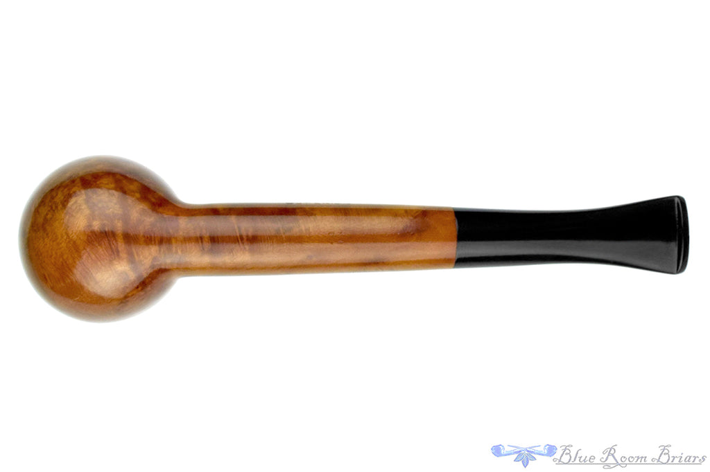 Blue Room Briars is proud to present this Hardcastle Superior 74 Billiard Estate Pipe