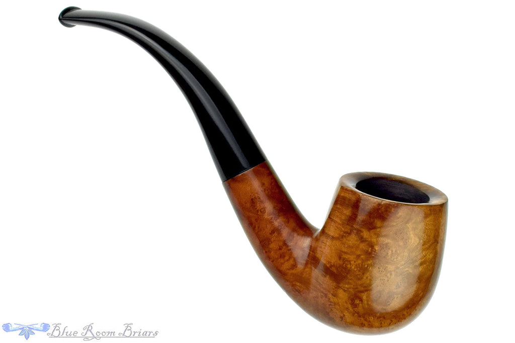 Blue Room Briars is proud to present this Bent Billiard Estate Pipe