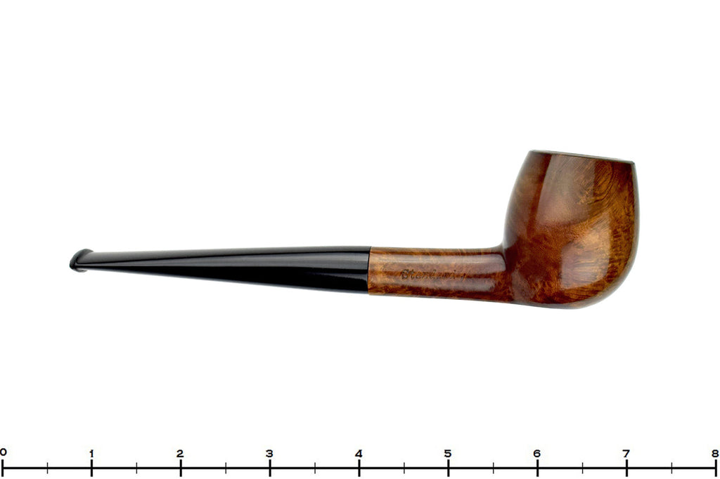 Blue Room Briars is proud to present this Emperor Standard Apple Sitter Estate Pipe
