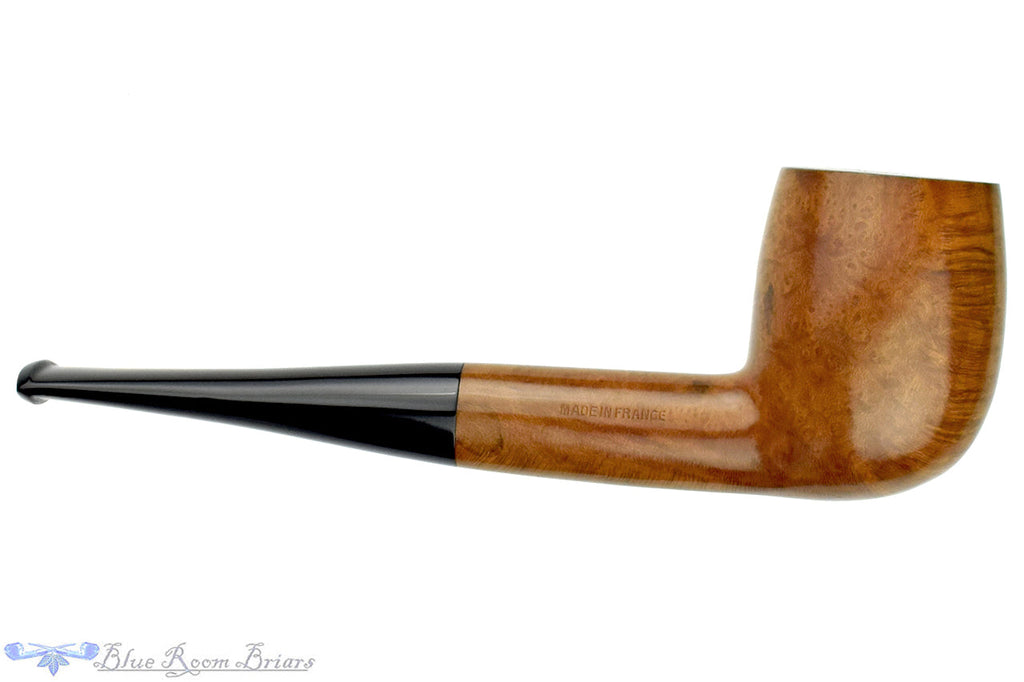 Blue Room Briars is proud to present this Jet Billiard Estate Pipe