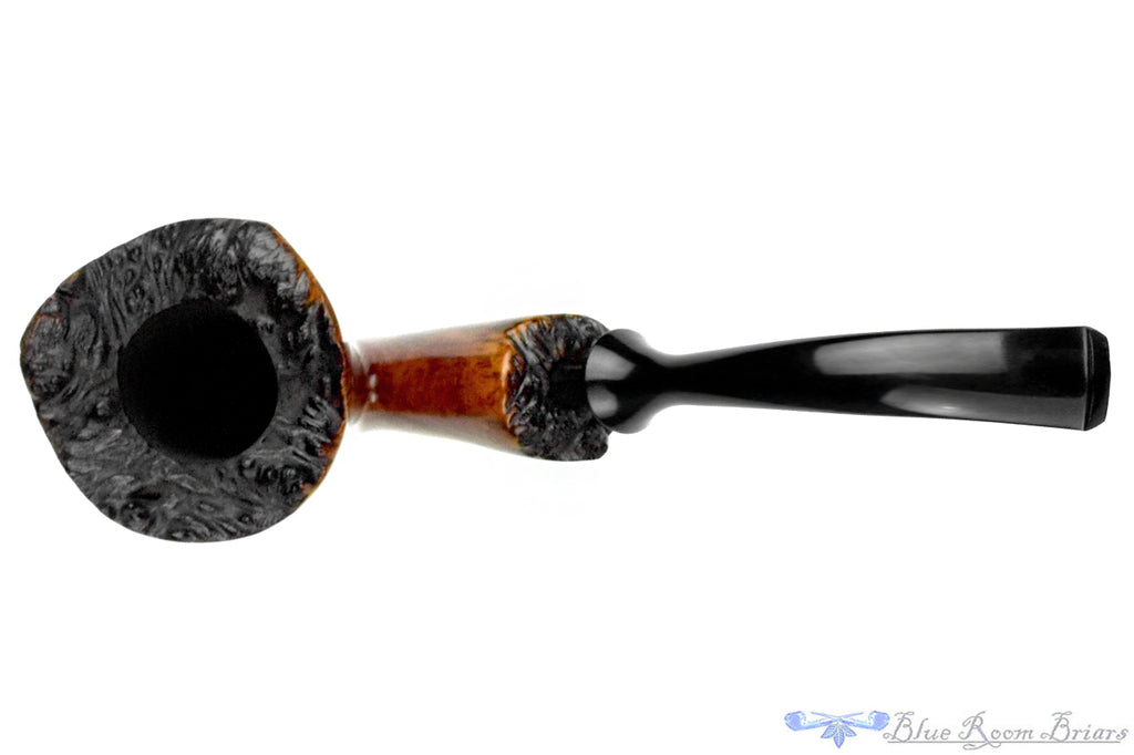 Blue Room Briars is proud to present this Nørding De Luxe Bent Freehand Sitter with Plateaux Estate Pipe with BRB Replacement Stem