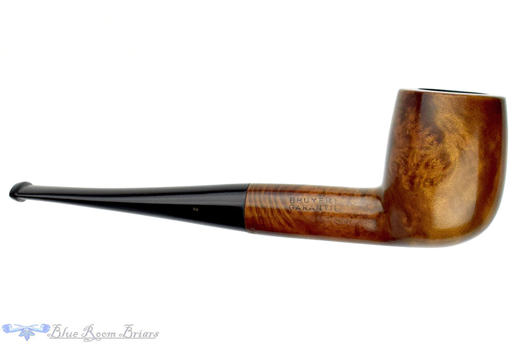 Blue Room Briars is proud to present this Derby De Luxe Billiard Estate Pipe