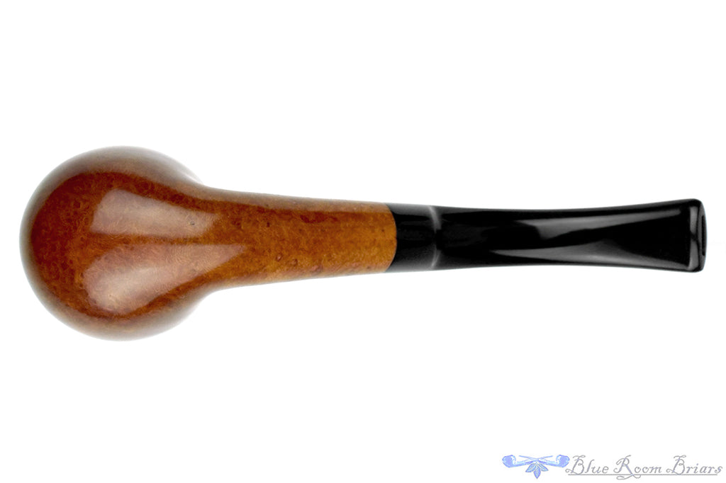Blue Room Briars is proud to present this London England Straight Grain Bent Apple Estate Pipe