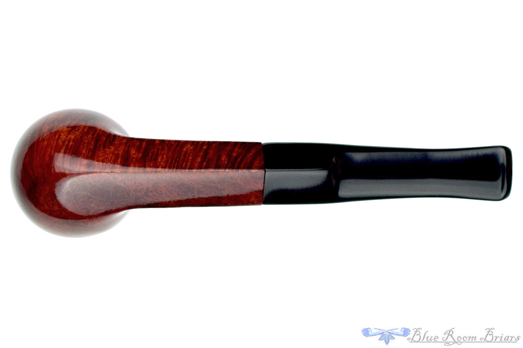 Blue Room Briars is proud to present this Castle Bulldog Estate Pipe