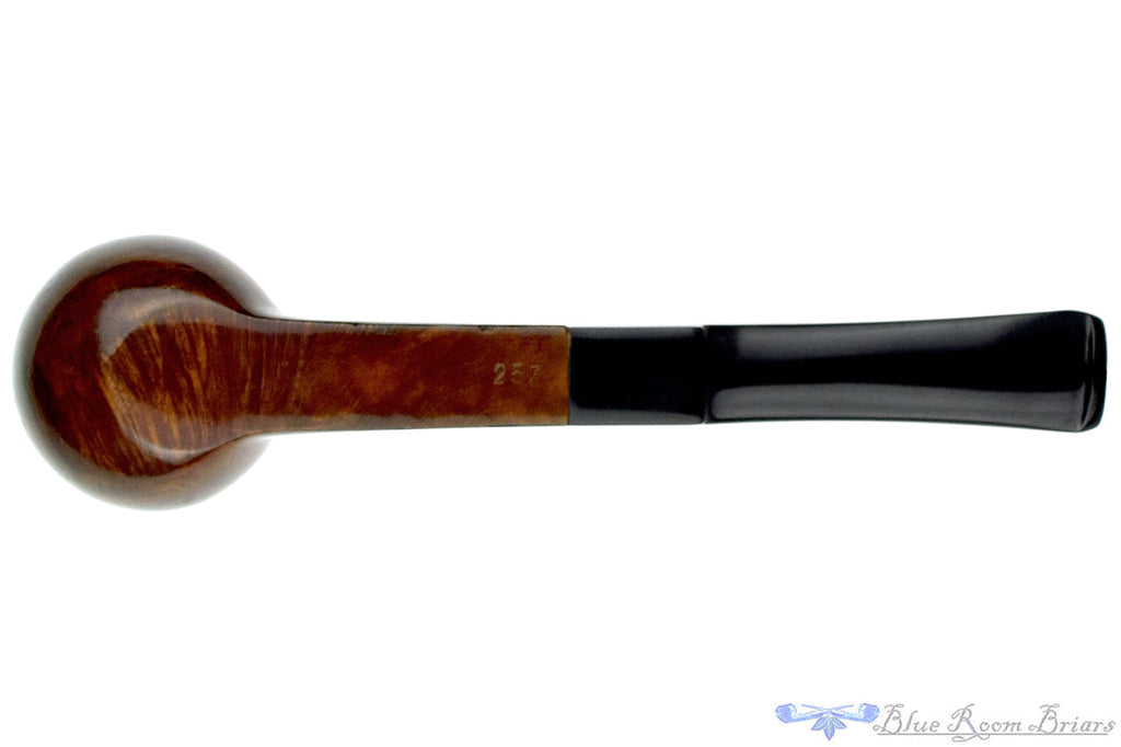 Blue Room Briars is proud to present this French 253 Square Shank Apple Estate Pipe