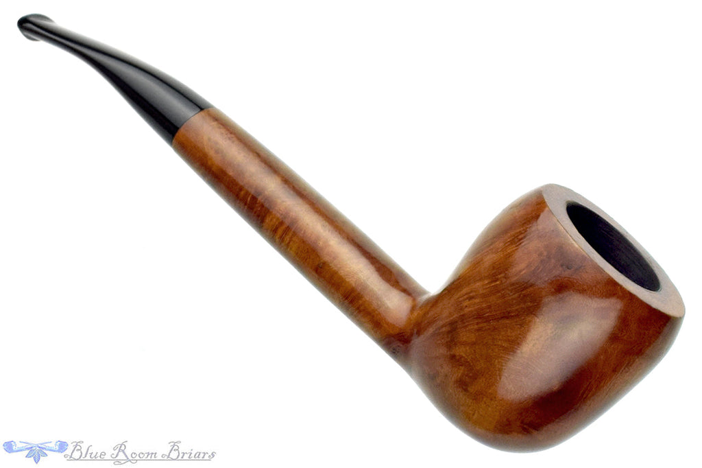 Blue Room Briars is proud to present this London Made Bent Pear Estate Pipe