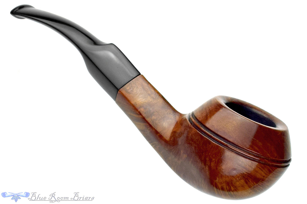 Blue Room Briars is proud to present this Gefapip 501 Bent Bulldog Estate Pipe