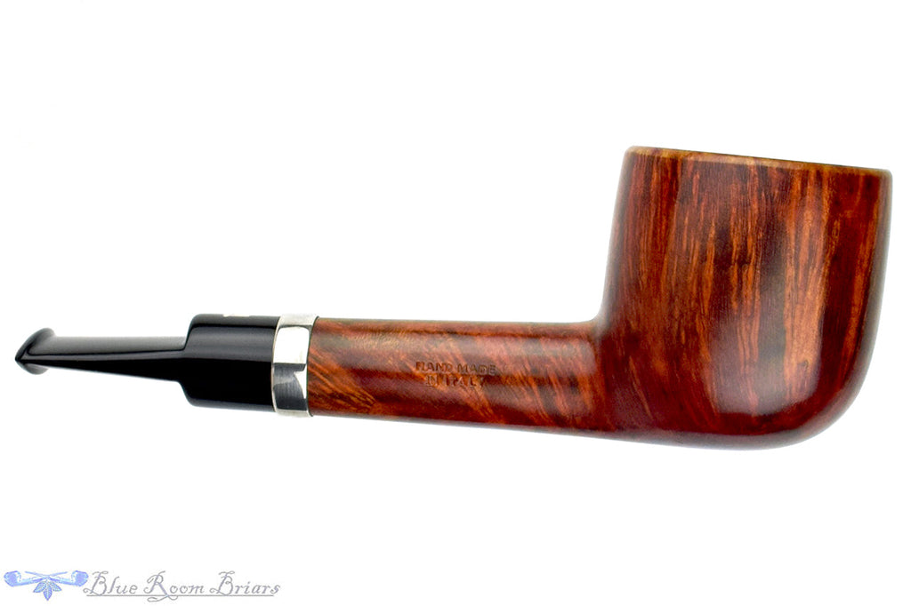 Blue Room Briars is proud to present this Rinaldo Handmade Pot with Silver Estate Pipe