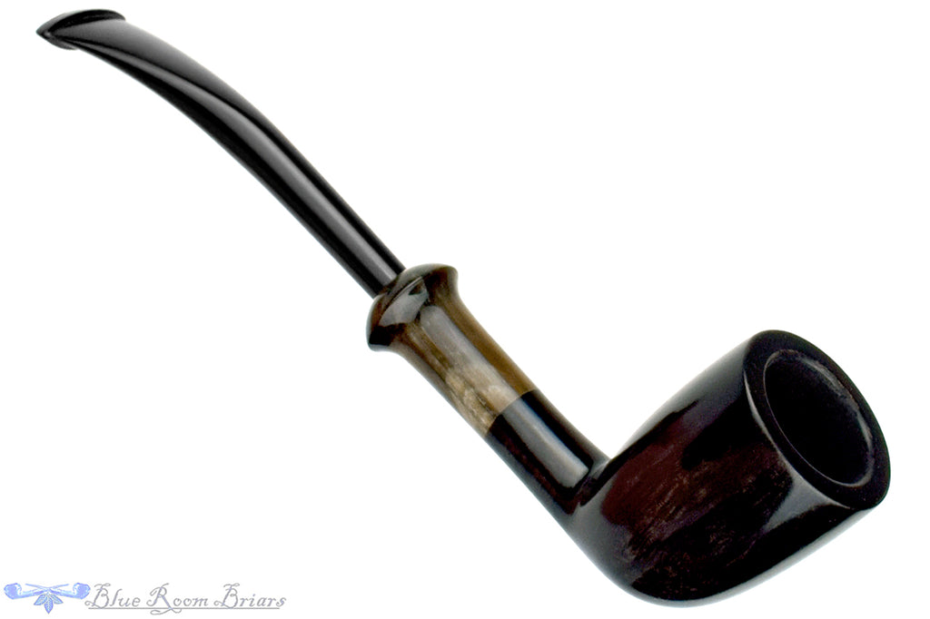 Blue Room Briars is proud to present this Yorgos Mitakidis Pipe 2223 Belge with Horn