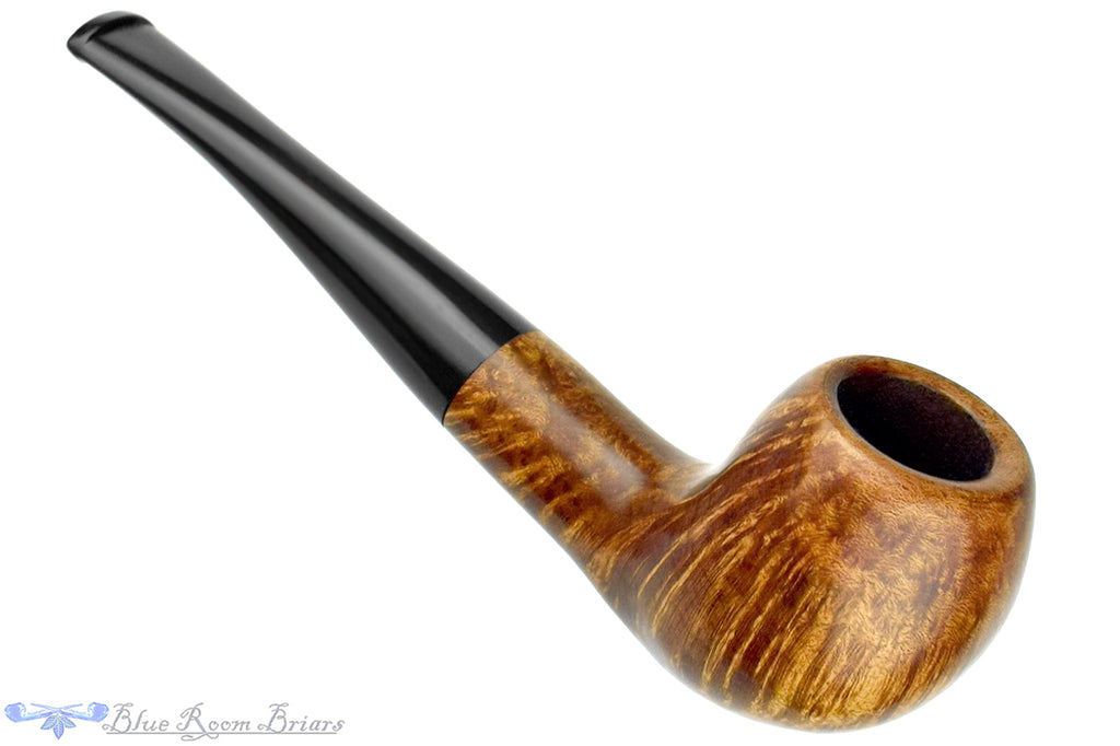 Blue Room Briars is proud to present this Ron Smith Pipe High Contrast Bent Apple