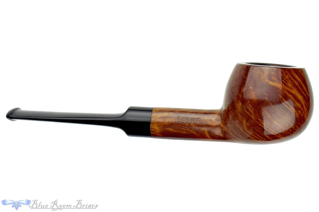Blue Room Briars is proud to present this Loewe Captanide Apple Estate Pipe