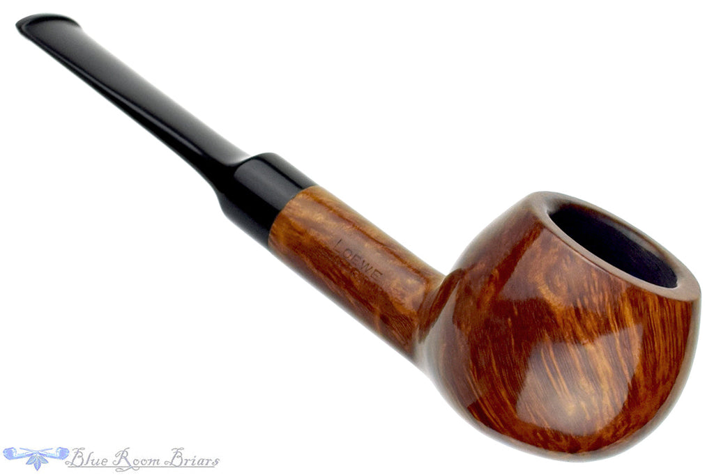 Blue Room Briars is proud to present this Loewe Captanide Apple Estate Pipe