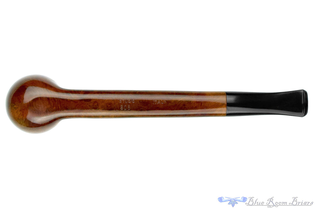Blue Room Briars is proud to present this Lorenzo Matera Studio 805 Canadian Sitter Estate Pipe