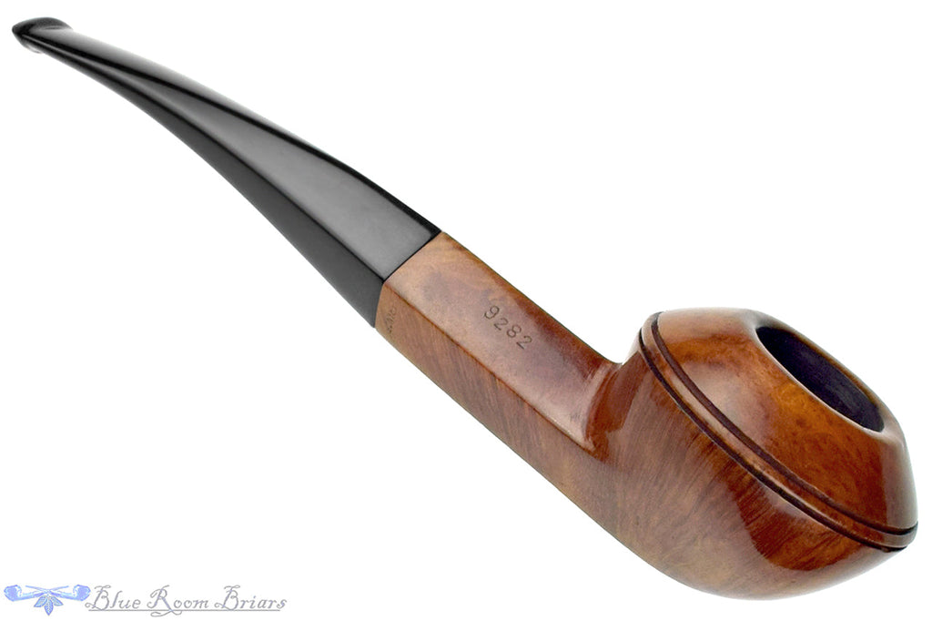 Blue Room Briars is proud to present this Dr. Plumb Flat-Grip 9282 Bulldog Estate Pipe
