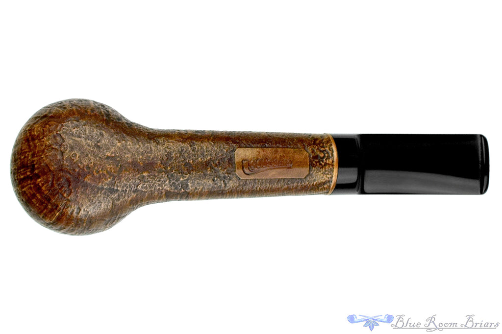 Blue Room Briars is proud to present this Charl Goussard Pipe Bent Sandblast Egg