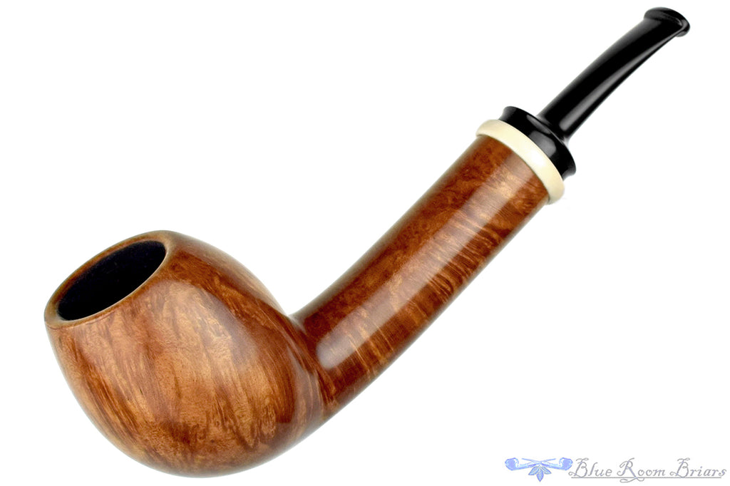 Blue Room Briars is proud to present this Charl Goussard Pipe Bent Bulb with Warthog Tusk