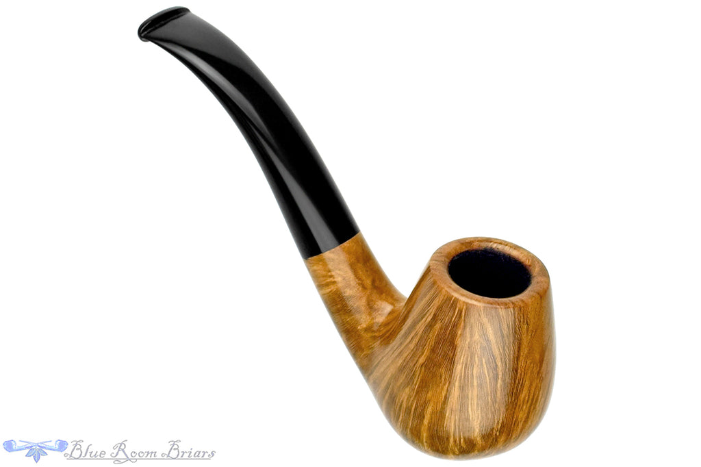 Blue Room Briars is proud to present this Charl Goussard Pipe Contrast Bent Brandy