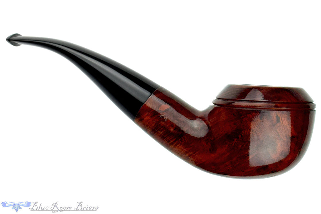 Blue Room Briars is proud to present this York Special 24 Bent Rhodesian Estate Pipe