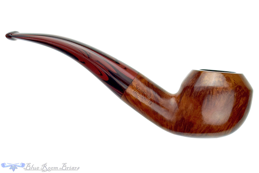 Blue Room Briars is proud to present this Dunhill Chestnut 41083 (1982 Make) Group 4 Bent Rhodesian with Cumberland Brindle Estate Pipe