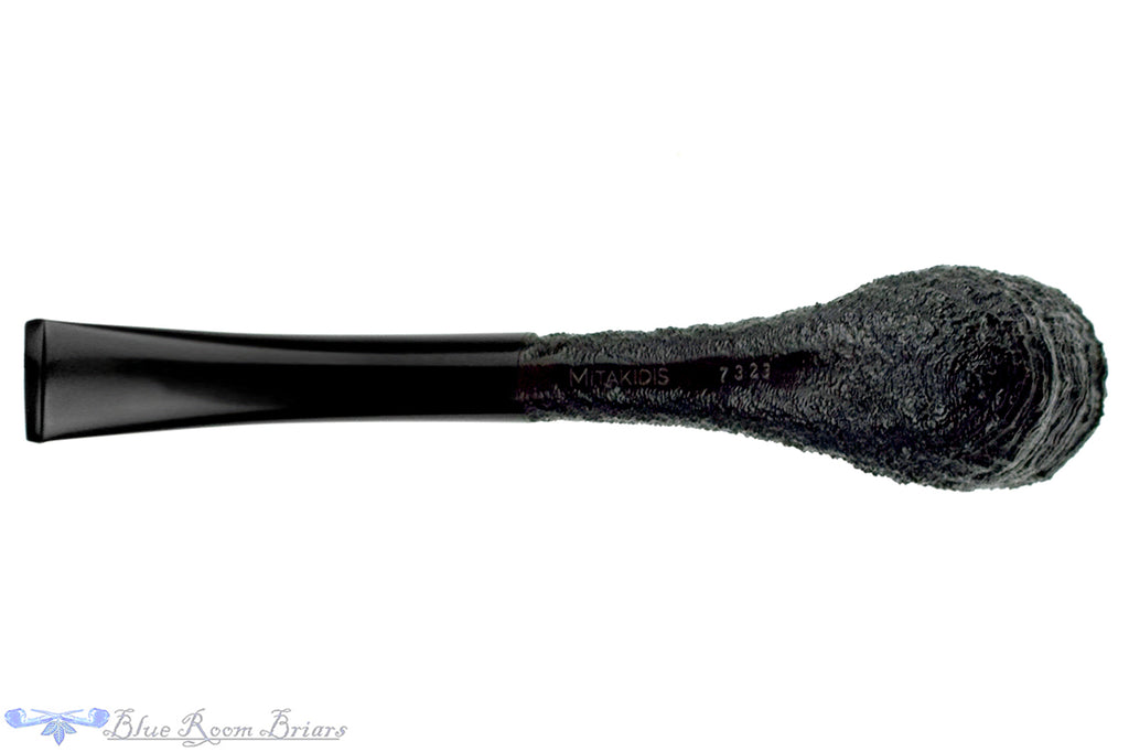 Blue Room Briars is proud to present this Yorgos Mitakidis Pipe 7323 Black Blast Zulu