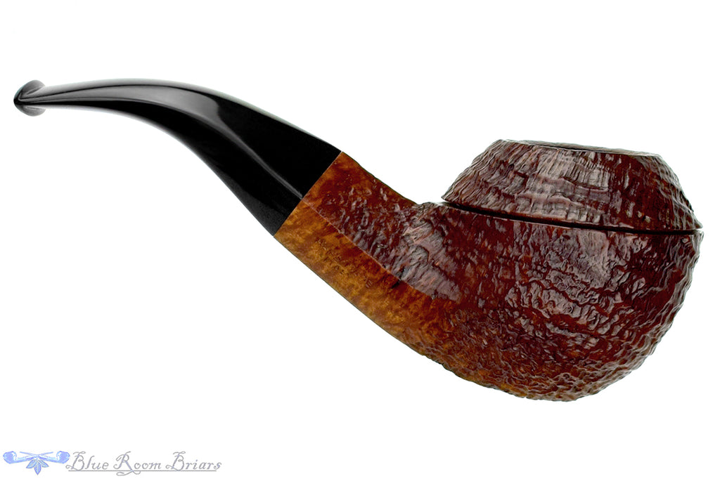 Blue Room Briars is proud to present this Ascorti Sabbia Di Oro Bent Sandblast Bulldog Estate Pipe