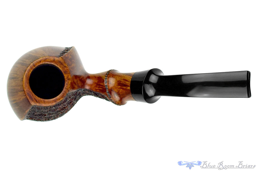 Blue Room Briars is proud to present this C. Kent Joyce Pipe Bent Partial Rusticated Asymmetric Egg