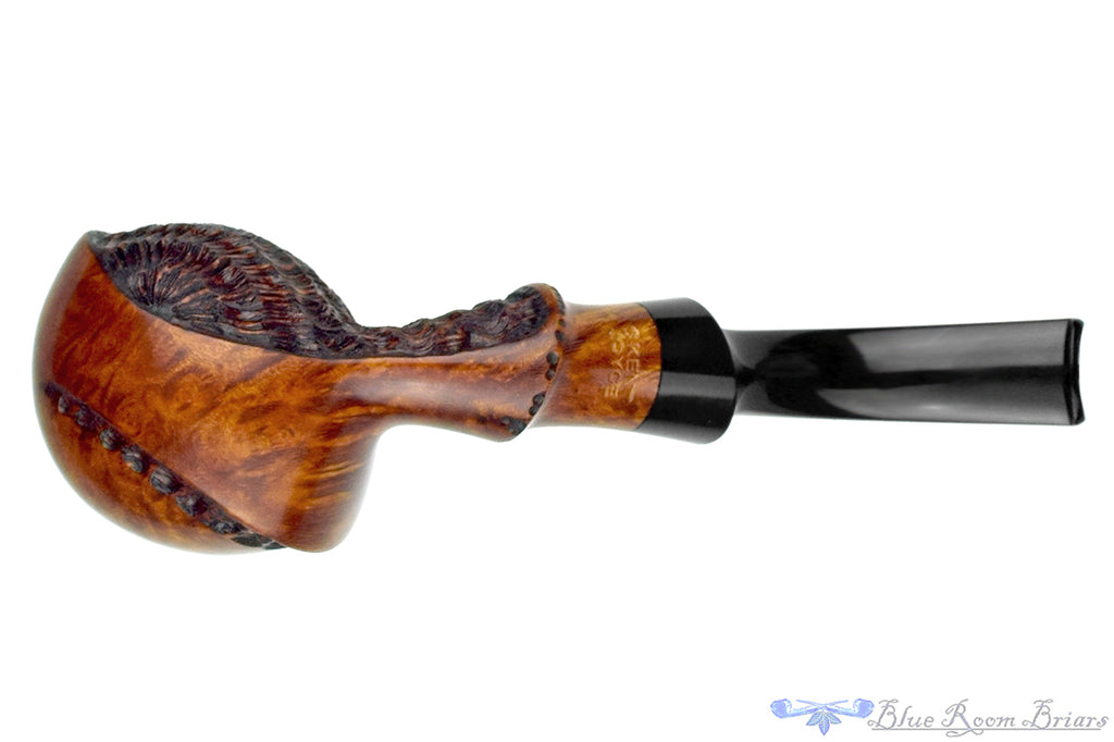 Blue Room Briars is proud to present this C. Kent Joyce Pipe Bent Partial Rusticated Asymmetric Egg