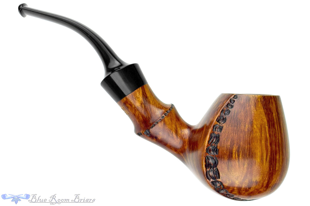 Blue Room Briars is proud to present this C. Kent Joyce Pipe Bent Partial Rusticated Asymmetric Egg