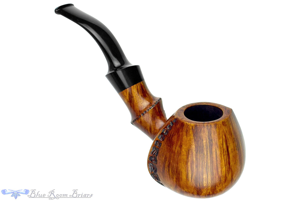 Blue Room Briars is proud to present this C. Kent Joyce Pipe Bent Partial Rusticated Asymmetric Egg