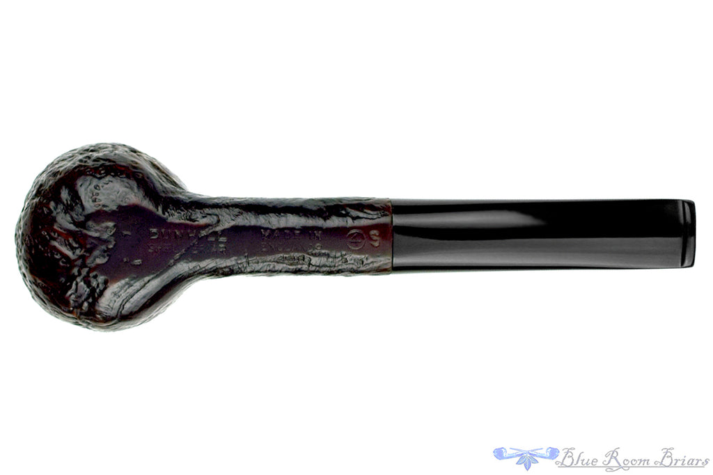 Blue Room Briars is proud to present this Dunhill Shell Briar R (1960 Make) Pot Sitter Estate Pipe