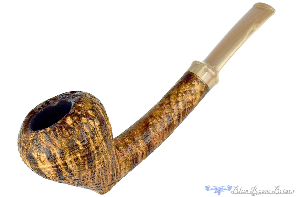 Blue Room Briars is proud to present this Sean Reum Pipe Bent High-Contrast Ring Blast Strawberry with Brindle and Plateau