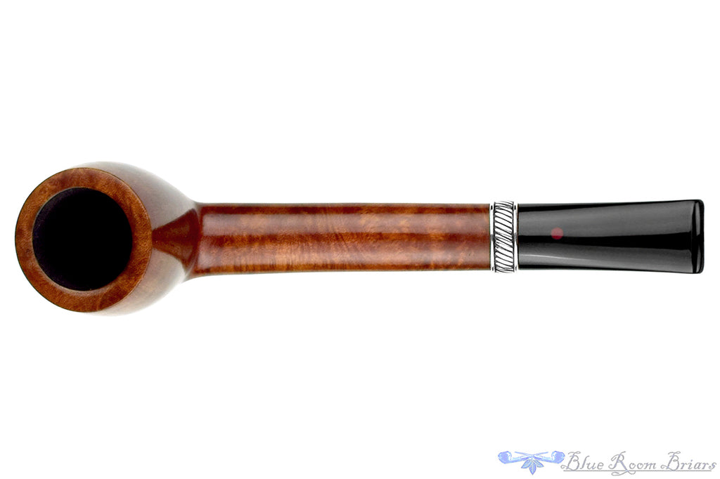 Blue Room Briars is proud to present this Ser Jacopo Canadian with Silver Estate Pipe